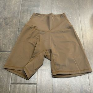 NVGTN biker shorts